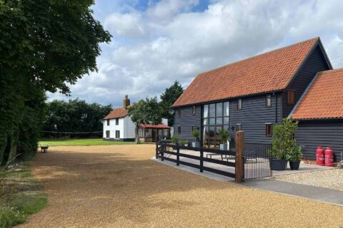 Tar & Chip Driveway Experts East Anglia 