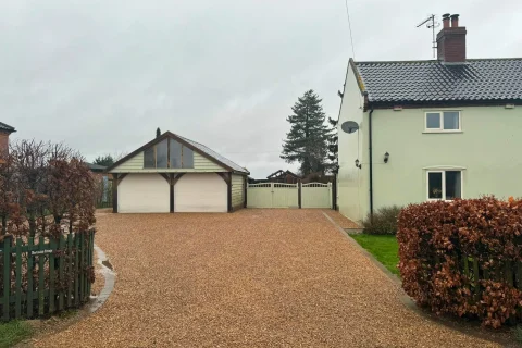 Quality Tar & Chip Driveways East Anglia