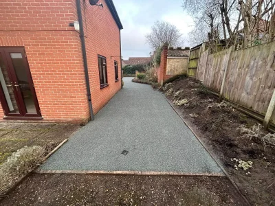 Tar and chip driveway installers East Anglia
